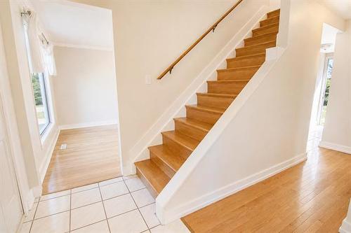 16 Schultz Rd, Pinawa, MB 