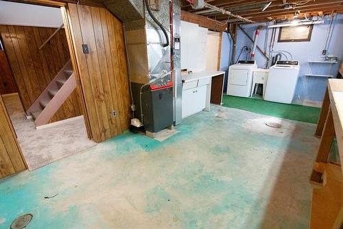 16 Schultz Rd, Pinawa, MB 