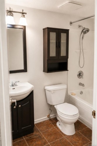 #314-7450 Rupert St, Port Hardy, BC - Indoor Photo Showing Bathroom