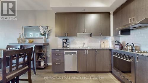 427 - 50 Ann O'Reilly Road, Toronto, ON - Indoor Photo Showing Kitchen With Upgraded Kitchen