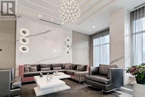 427 - 50 Ann O'Reilly Road, Toronto, ON - Indoor