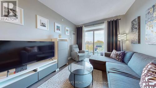 427 - 50 Ann O'Reilly Road, Toronto, ON - Indoor Photo Showing Living Room