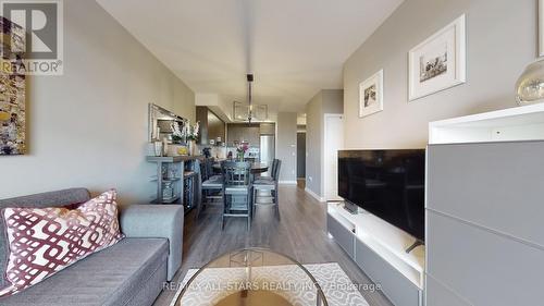 427 - 50 Ann O'Reilly Road, Toronto, ON - Indoor Photo Showing Living Room