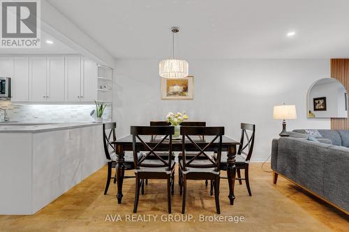106 Stratas Court N, Ottawa, ON 