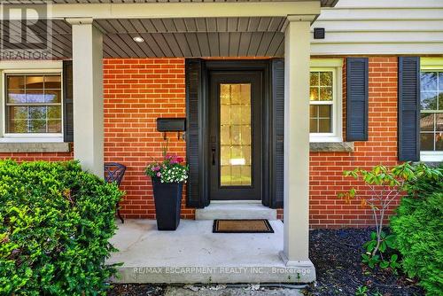 350 East Side Crescent, Burlington, ON - Outdoor With Exterior
