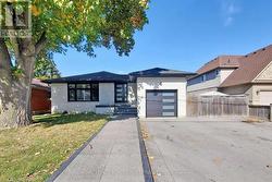 4 MCMASTER AVENUE Hamilton, ON L9H 4M5