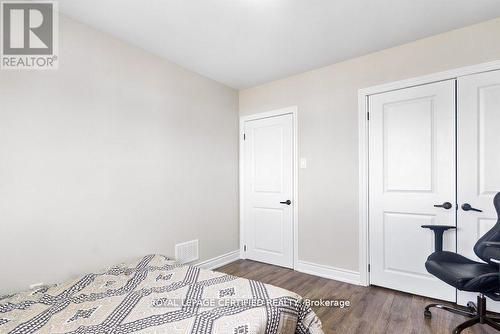38 Collier Road, Thorold, ON - Indoor Photo Showing Bedroom