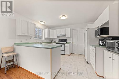 7 Cretney Drive, Prince Edward County (Wellington Ward), ON - Indoor Photo Showing Kitchen