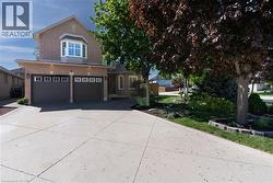 2 ORVIETO Court  Stoney Creek, ON L8E 5W1