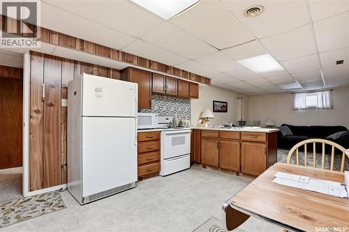 2362 Easthill, Saskatoon, SK - Indoor