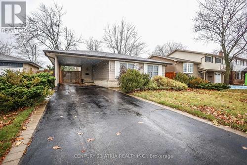 2750 Barnstone Crescent, Mississauga, ON - Outdoor With Facade