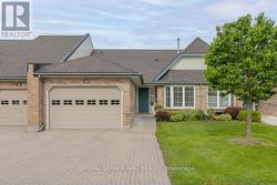 10 - 121 GLEN MORRIS DRIVE  St. Catharines (Glendale/Glenridge), ON L2T 4C5