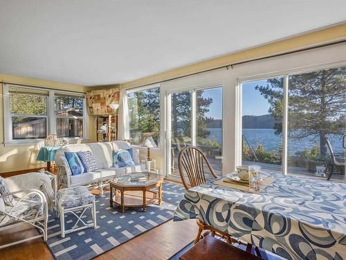 351 Amethyst Harbour Cliff Road, Thunder Bay, ON 