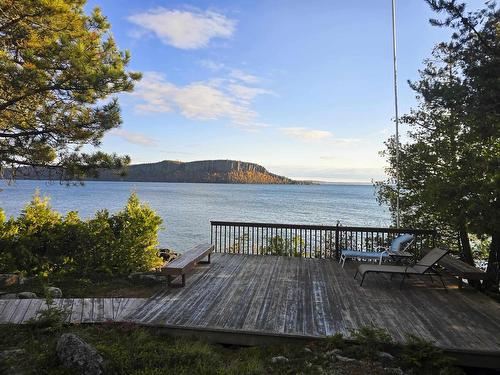 351 Amethyst Harbour Cliff Road, Thunder Bay, ON 