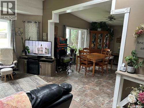 228 6Th Avenue N, Big River, SK - Indoor