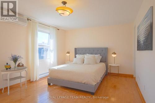 Master bedroom - 8 Moorside Private, Ottawa, ON - Indoor Photo Showing Bedroom