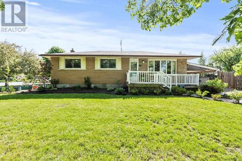10 ANCASTER BOULEVARD  St. Catharines (Carlton/Bunting), ON L2M 6V9
