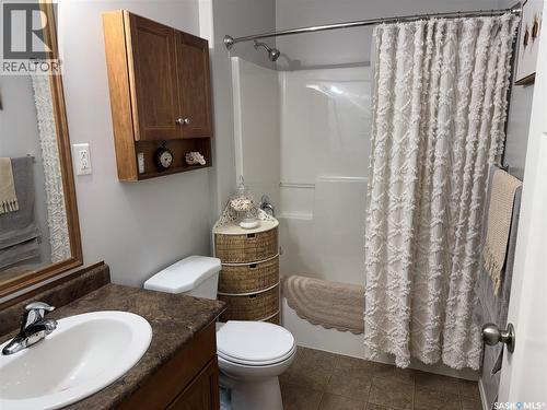 409 1022 Hampton Circle, Saskatoon, SK - Indoor Photo Showing Bathroom