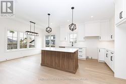 Kitchen & Dining Area - 