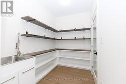 Walk-in-pantry w/sink - 