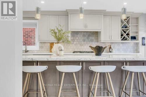 5683 Oldcastle Crescent, Mississauga, ON - Indoor