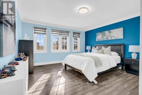 5683 Oldcastle Crescent, Mississauga, ON - Indoor Photo Showing Bedroom