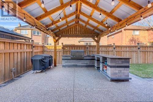 5683 Oldcastle Crescent, Mississauga, ON - Outdoor