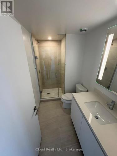 4907 - 4015 THE EXCHANGE , Mississauga, Ontario L5B 0N9 4