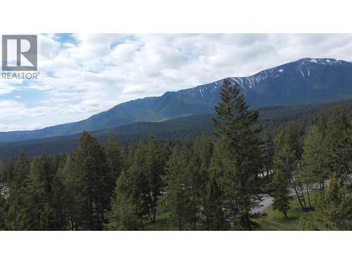 2627 Taynton Trail, Invermere, BC 