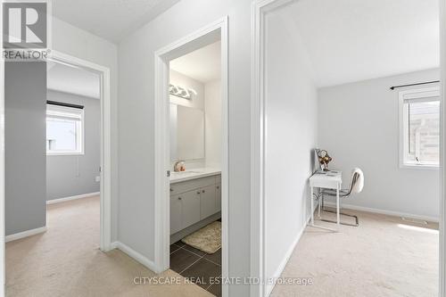 305 Gleave Terrace E, Milton, ON - Indoor Photo Showing Other Room