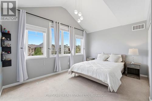 305 Gleave Terrace E, Milton, ON - Indoor Photo Showing Bedroom