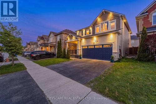 305 Gleave Terrace E, Milton, ON - Outdoor With Facade