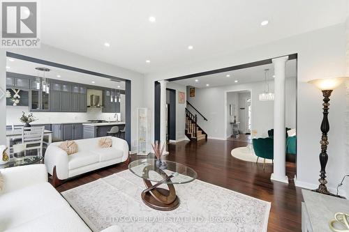 305 Gleave Terrace E, Milton, ON - Indoor Photo Showing Living Room