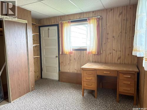 102- 104 2Nd Avenue, Meacham, SK - Indoor