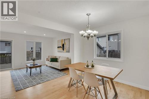 102 Iron Gate Street, Kitchener, ON - Indoor Photo Showing Dining Room
