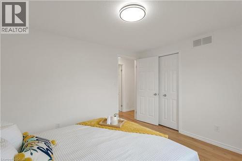 102 Iron Gate Street, Kitchener, ON - Indoor Photo Showing Bedroom