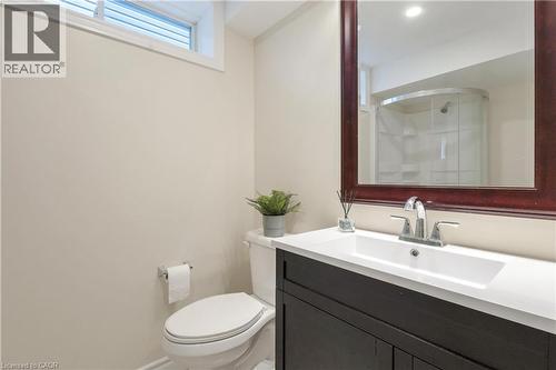 102 Iron Gate Street, Kitchener, ON - Indoor Photo Showing Bathroom