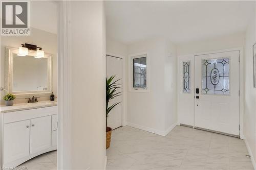 102 Iron Gate Street, Kitchener, ON - Indoor