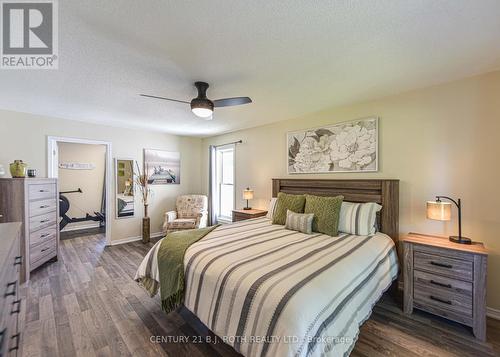 60 Simcoe Road, Ramara, ON - Indoor Photo Showing Bedroom