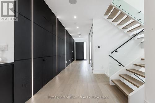 1081 Ogden Avenue, Mississauga, ON - Indoor Photo Showing Other Room