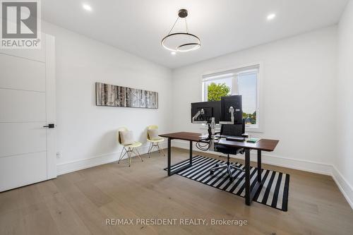 1081 Ogden Avenue, Mississauga, ON - Indoor Photo Showing Office