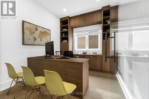1081 Ogden Avenue, Mississauga, ON - Indoor
