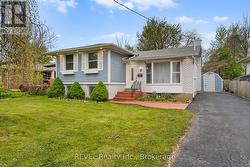 7 RENDALE AVENUE St. Catharines (Carlton/Bunting), ON L2M 6E9