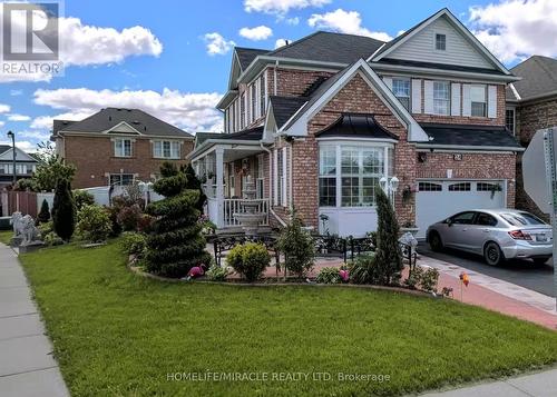 24 EASTWAY STREET  Brampton, ON L6S 0A4