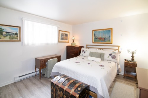 Logement - 649  - 651 Av. Langlais, Saint-Pascal, QC - Indoor Photo Showing Bedroom