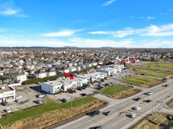 5182 Route 132  Sainte-Catherine, QC J1C 1L8