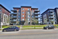 325 Av. de la Belle-Dame  La Prairie, QC J5R 0N3