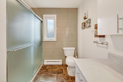 Salle de bains - 28 7E Rue, Fossambault-Sur-Le-Lac, QC - Indoor Photo Showing Bathroom