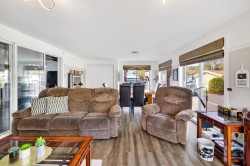 Salon - 