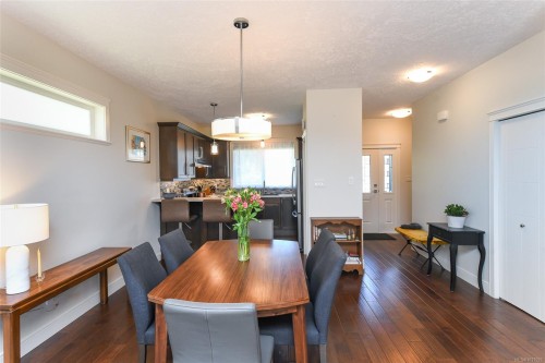 #1-2030 Wallace Ave, Comox, BC 